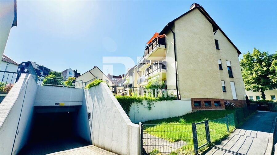 (R)eserviert!Stilvolle 3-Zimmerwohnung inkl. Balkon + TG Stellplatz nahe Rammelsberg - Zufahrt Tiefgarage